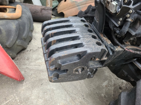 New Holland T4, T4000, Tn T4.90 V Case Quantum Series Front Weight Kit 5199312, - Counterweight: picture 2 New Holland T4, T4000, Tn T4.90 V Case Quantum Series Front Weight Kit 5199312, - Counterweight: picture 2
