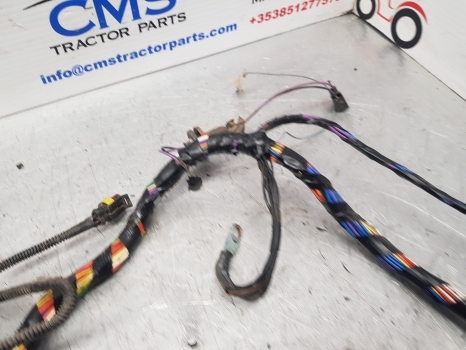 Cables/ Wire harness for Farm tractor New Holland T5.95, T5.105, T5.115 Wiring Loom, Fuse Box 47778916: picture 9