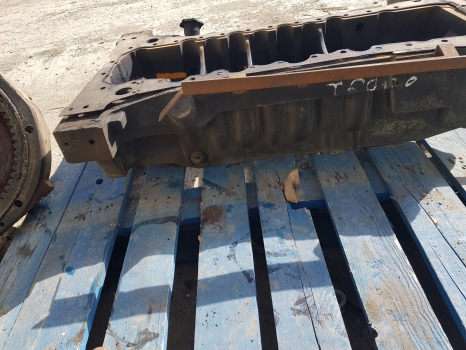 Engine and parts New Holland T6000, T7 T6070 Engine Oil Pan Sump 504101687, 2855274, 504101689: picture 6