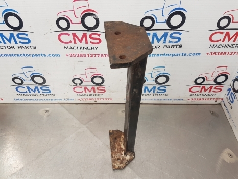 New Holland Tm150, 115, 125, 135, 165 Battery Support Column Rhs 82017454 - Battery for Farm tractor: picture 3 New Holland Tm150, 115, 125, 135, 165 Battery Support Column Rhs 82017454 - Battery for Farm tractor: picture 3