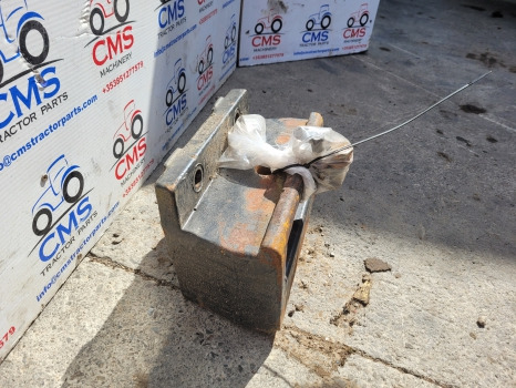 New Holland Tn60 Da, T4040 Deluxe Front Weight Carrier 5183899, 47123848 - Counterweight: picture 3 New Holland Tn60 Da, T4040 Deluxe Front Weight Carrier 5183899, 47123848 - Counterweight: picture 3