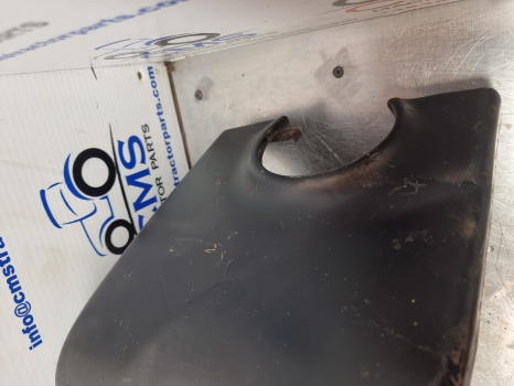 New Holland Ts115 Bonnet Top Panel 82015423 - Body and exterior: picture 5 New Holland Ts115 Bonnet Top Panel 82015423 - Body and exterior: picture 5