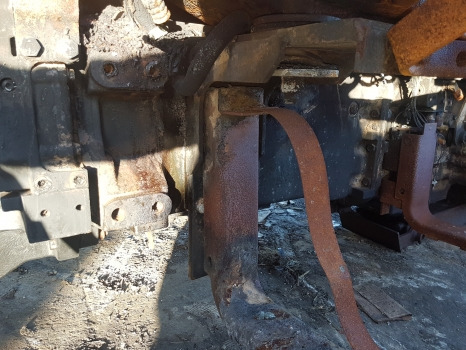 New Holland Ts115a Delta Transmission Gearbox Nut 47134578, 47127508, 82036853 - Gearbox: picture 1 New Holland Ts115a Delta Transmission Gearbox Nut 47134578, 47127508, 82036853 - Gearbox: picture 1