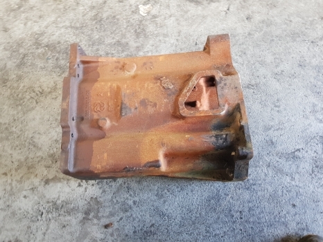 Same Lamborghini 100.6 Transmission Housing 0.009.7801.0/32, 0.009.7801.0/40 - Transmission for Farm tractor: picture 3 Same Lamborghini 100.6 Transmission Housing 0.009.7801.0/32, 0.009.7801.0/40 - Transmission for Farm tractor: picture 3