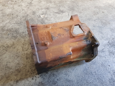 Same Lamborghini 100.6 Transmission Housing 0.009.7801.0/32, 0.009.7801.0/40 - Transmission for Farm tractor: picture 1 Same Lamborghini 100.6 Transmission Housing 0.009.7801.0/32, 0.009.7801.0/40 - Transmission for Farm tractor: picture 1