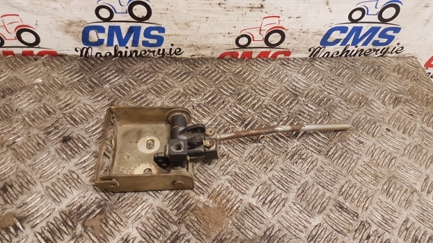 Landini Mythos Series 115 Control Support Assembly - Spare parts for Farm tractor: picture 1 Landini Mythos Series 115 Control Support Assembly - Spare parts for Farm tractor: picture 1