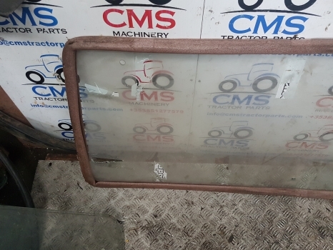 Zetor 3000, 4000, 5000, 6000, 7000 Rear Glass 60117910b, S64986, 60117910 - Window and parts for Farm tractor: picture 5 Zetor 3000, 4000, 5000, 6000, 7000 Rear Glass 60117910b, S64986, 60117910 - Window and parts for Farm tractor: picture 5