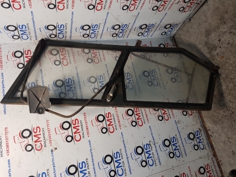 Zetor 8011 Cab Door Right, Check Pictures 00000 - Door and parts for Farm tractor: picture 2 Zetor 8011 Cab Door Right, Check Pictures 00000 - Door and parts for Farm tractor: picture 2