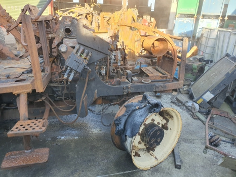 Zetor Proxima 8441 Front, Rear Axle, Engine, Transmission, Hydraulic, Lift Parts - Engine and parts: picture 5 Zetor Proxima 8441 Front, Rear Axle, Engine, Transmission, Hydraulic, Lift Parts - Engine and parts: picture 5