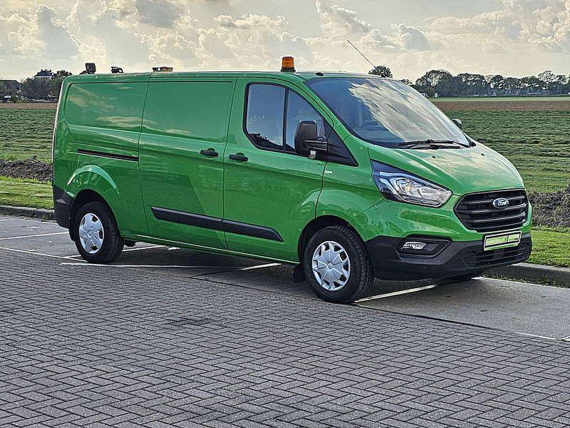 Ford Transit Custom 2.0 L2H1 Navi Trekhaak ! - Small van: picture 4 Ford Transit Custom 2.0 L2H1 Navi Trekhaak ! - Small van: picture 4