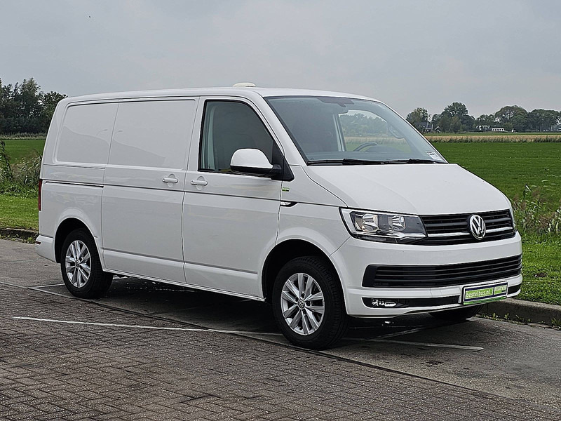 Volkswagen Transporter 2.0 TDI 102Pk Lm-Velgen NAP! - Small van: picture 4 Volkswagen Transporter 2.0 TDI 102Pk Lm-Velgen NAP! - Small van: picture 4