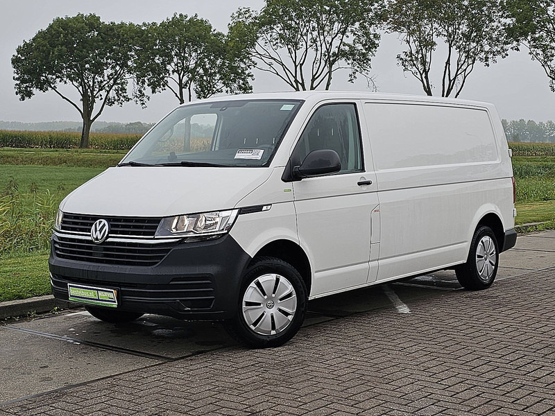 Volkswagen Transporter 2.0 TDI L2H1 Trekhaak AC - Small van: picture 2 Volkswagen Transporter 2.0 TDI L2H1 Trekhaak AC - Small van: picture 2