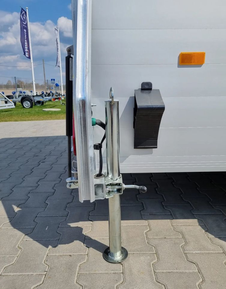 New Closed box trailer DEBON C300 ALU + drzwi boczne 300x155 cm: picture 16