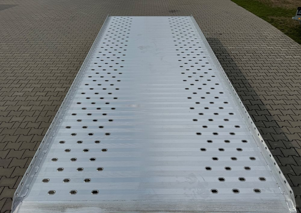New Autotransporter trailer Gromex L2-2700-5,2 laweta aluminiowa 5,2m 2700kg: picture 13