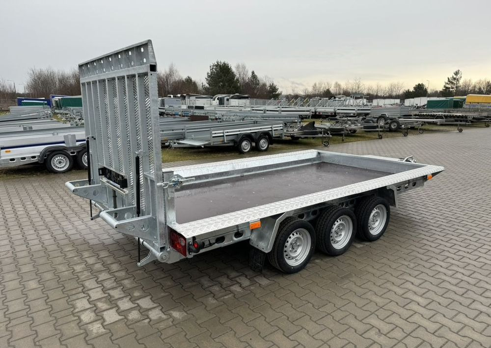 WIOLA B3540 MAX - 400 x 170 cm | 2546kg ładowności | trap stalowy | 3-osiowa budowlanka - Plant trailer: picture 3 WIOLA B3540 MAX - 400 x 170 cm | 2546kg ładowności | trap stalowy | 3-osiowa budowlanka - Plant trailer: picture 3