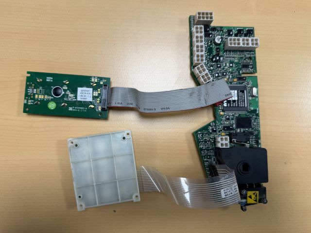 Atlet 078925 | Controlboard Tillerhead including display and keyboartd from PLP2 - Electrical system for Material handling equipment: picture 2 Atlet 078925 | Controlboard Tillerhead including display and keyboartd from PLP2 - Electrical system for Material handling equipment: picture 2