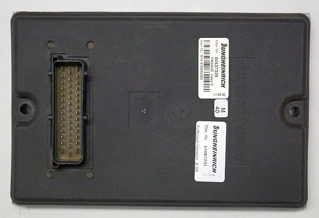 Jungheinrich 50437339 | Stuur regeling steering controller PM2402 Z Index H sw 2 - ECU for Material handling equipment: picture 1 Jungheinrich 50437339 | Stuur regeling steering controller PM2402 Z Index H sw 2 - ECU for Material handling equipment: picture 1