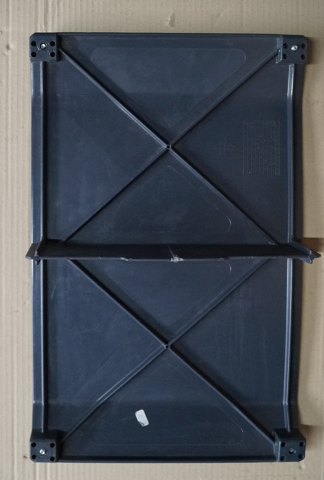 Jungheinrich 51041115 | Cover left or right side ERE225 fixed platform Cover left or right side ERE225 fixed platform - Body and exterior for Material handling equipment: picture 2 Jungheinrich 51041115 | Cover left or right side ERE225 fixed platform Cover left or right side ERE225 fixed platform - Body and exterior for Material handling equipment: picture 2