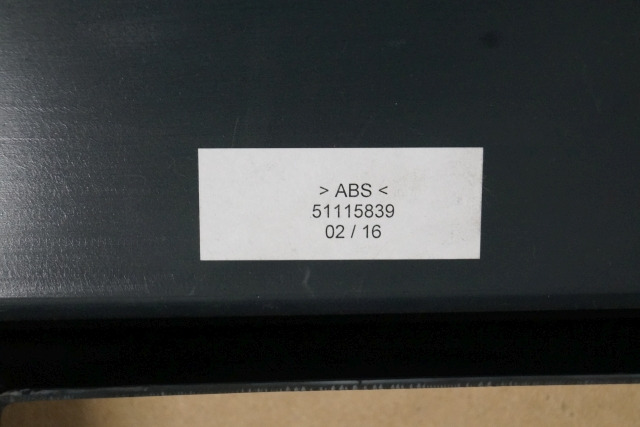 Jungheinrich 51115839 | Dasboard including keyswitch and battery/hour indicator - Dashboard for Material handling equipment: picture 3 Jungheinrich 51115839 | Dasboard including keyswitch and battery/hour indicator - Dashboard for Material handling equipment: picture 3