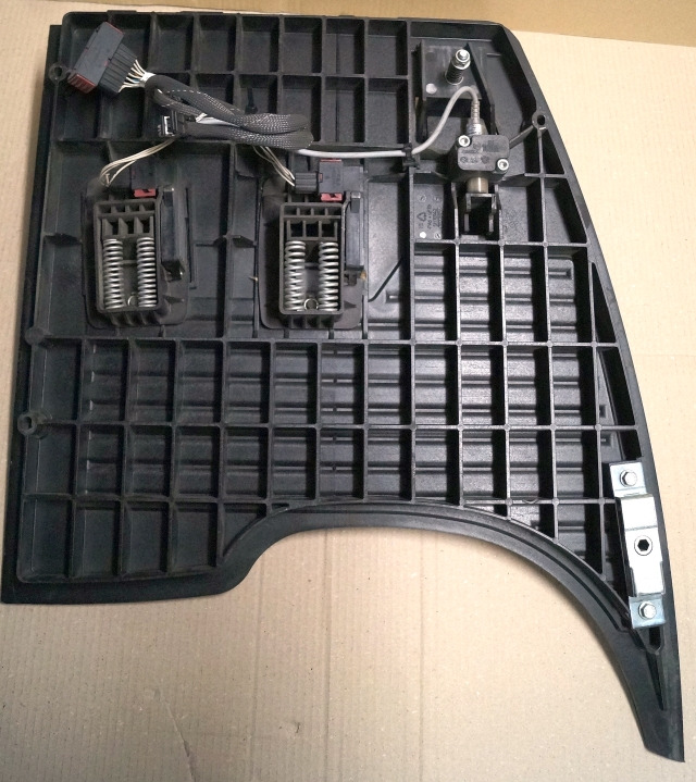 Jungheinrich 51189782 | Vloerplaat Floorplate ETV from Year 2011 Driving pedal 5 Vloerplaat Floorplate ETV from Year 2011 Driving pedal 51443197 Brake pedal 51198398 Kill switch 51188550 kabel 51178968 - Frame/ Chassis for Material handling equipment: picture 2 Jungheinrich 51189782 | Vloerplaat Floorplate ETV from Year 2011 Driving pedal 5 Vloerplaat Floorplate ETV from Year 2011 Driving pedal 51443197 Brake pedal 51198398 Kill switch 51188550 kabel 51178968 - Frame/ Chassis for Material handling equipment: picture 2