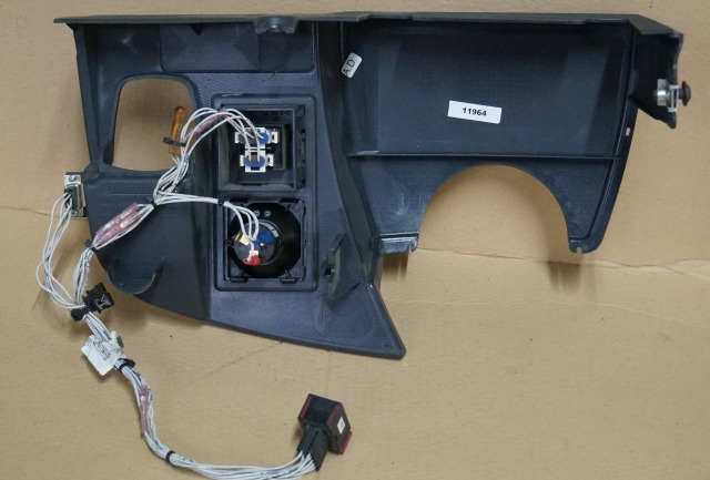 Jungheinrich 51212750 | Dashboard including ignition switch and LED battery indi - Dashboard for Material handling equipment: picture 2 Jungheinrich 51212750 | Dashboard including ignition switch and LED battery indi - Dashboard for Material handling equipment: picture 2
