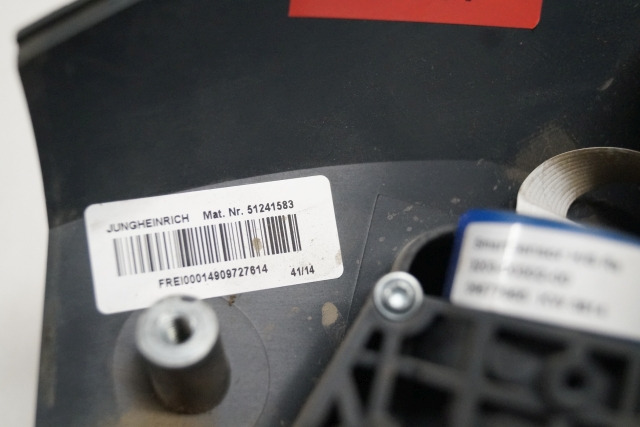 Jungheinrich 51241583 | Rijschakelaar control handle for ERE120-225 with folding - Electrical system for Material handling equipment: picture 3 Jungheinrich 51241583 | Rijschakelaar control handle for ERE120-225 with folding - Electrical system for Material handling equipment: picture 3
