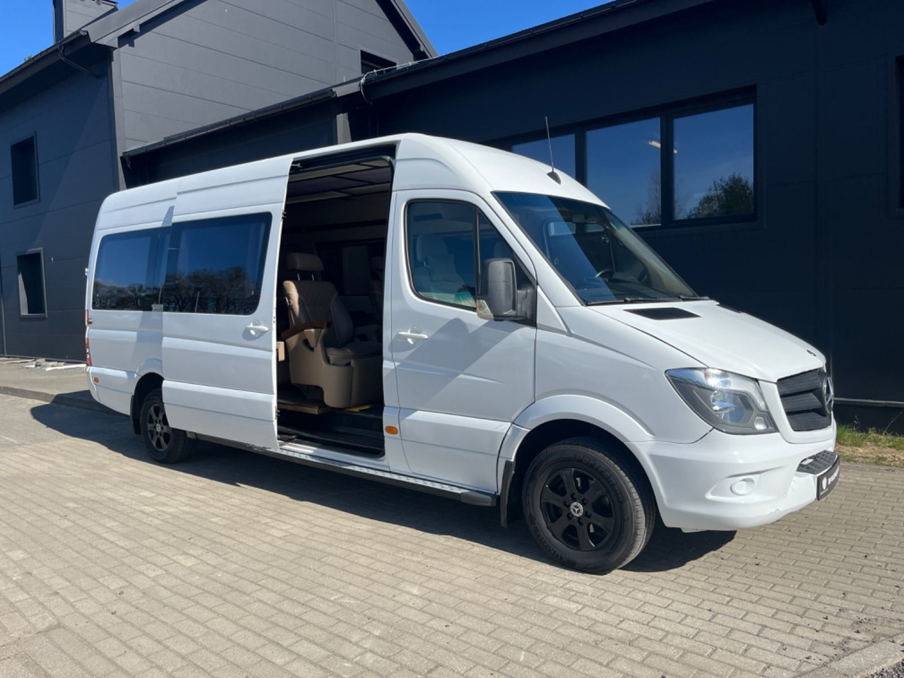 Passenger van Mercedes-Benz Sprinter VIP Van ***IN STOCK***: picture 10
