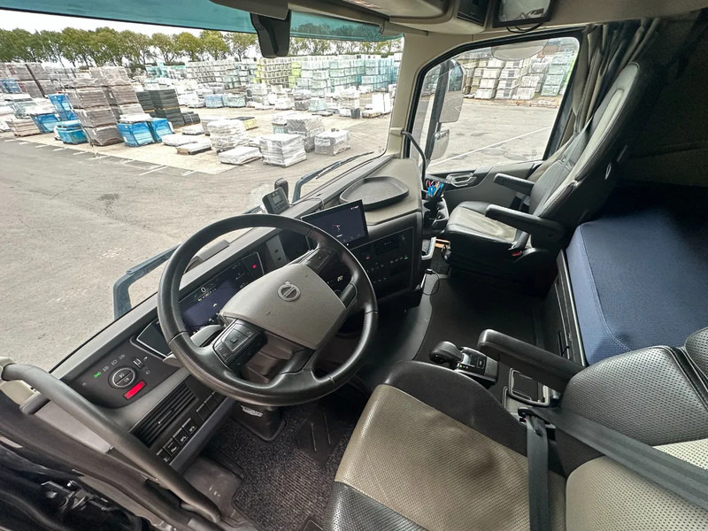 Tractor unit Volvo FH 500 6x2 /Full AIR / PTO Globe XL: picture 10