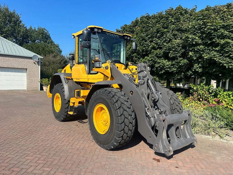 Wheel loader Volvo L70 H: picture 6