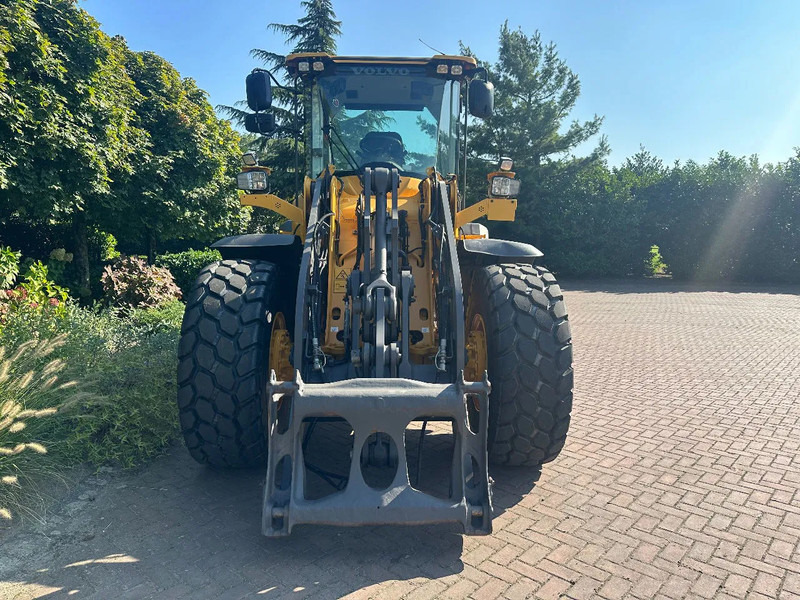 Wheel loader Volvo L70 H: picture 7