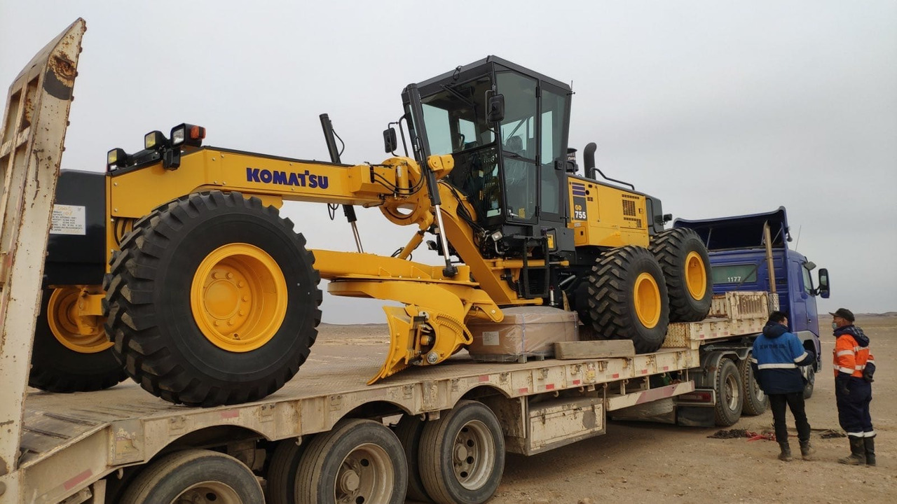 Komatsu GD755-5R - Grader: picture 1 Komatsu GD755-5R - Grader: picture 1