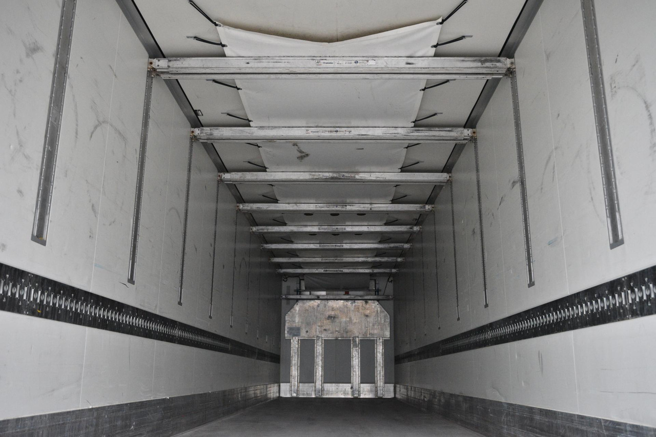 Refrigerator semi-trailer Krone SDR Double Deck Cool Liner FP45 ThermoKing SLXi 300 Lifting Axle: picture 9 Refrigerator semi-trailer Krone SDR Double Deck Cool Liner FP45 ThermoKing SLXi 300 Lifting Axle: picture 9