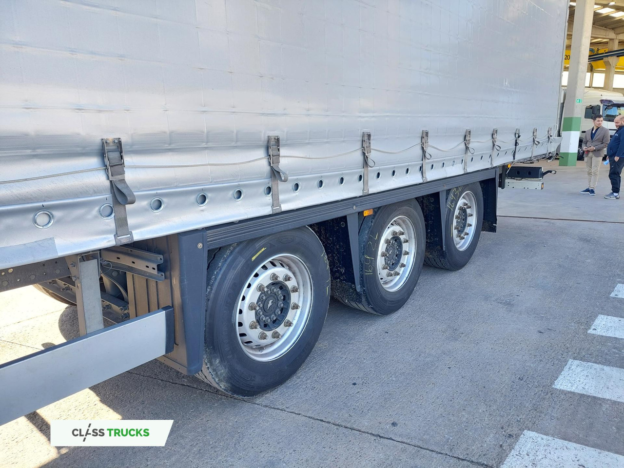 Schmitz Cargobull SCS24/L Varios - Curtainsider semi-trailer: picture 4 Schmitz Cargobull SCS24/L Varios - Curtainsider semi-trailer: picture 4