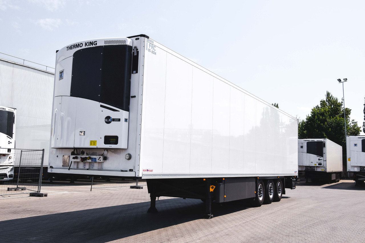 Schmitz Cargobull SKO FP 45 ThermoKing SLXi 300 - Refrigerator semi-trailer: picture 1 Schmitz Cargobull SKO FP 45 ThermoKing SLXi 300 - Refrigerator semi-trailer: picture 1
