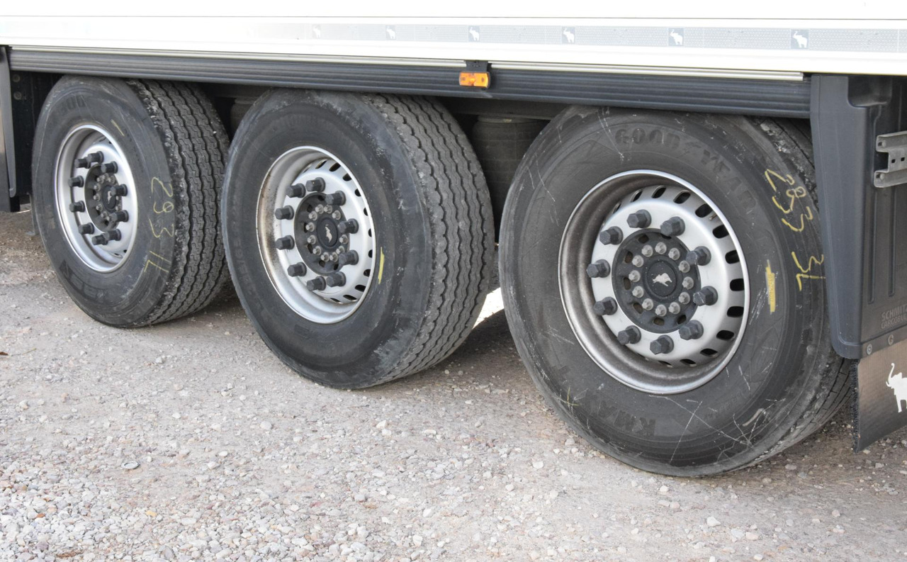 Refrigerator semi-trailer Schmitz Cargobull SKO FP 60 ThermoKing SLXi 300: picture 11