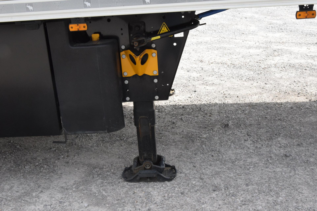 Refrigerator semi-trailer Schmitz Cargobull SKO FP 60 ThermoKing SLXi 300: picture 13