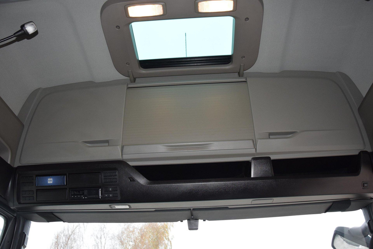 Tractor unit MAN TGX 18.470 GX: picture 14