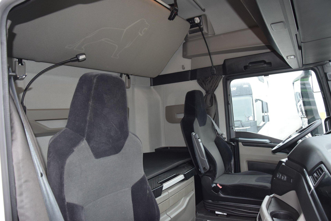 Tractor unit MAN TGX 18.470 GX: picture 13