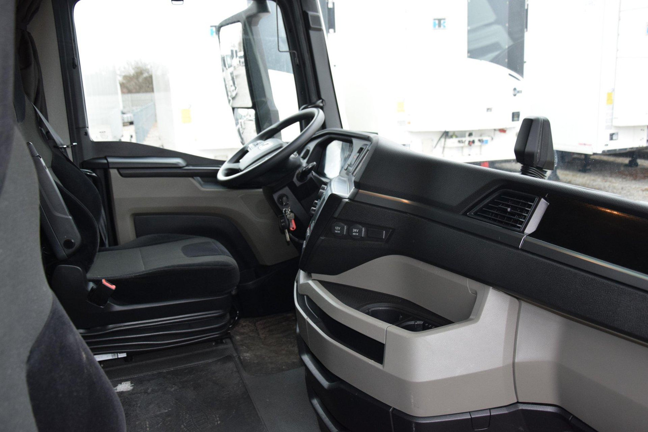 Tractor unit MAN TGX 18.470 GX: picture 15