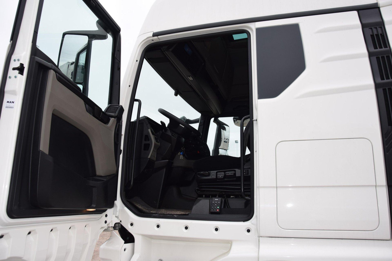 Tractor unit MAN TGX 18.470 GX: picture 8