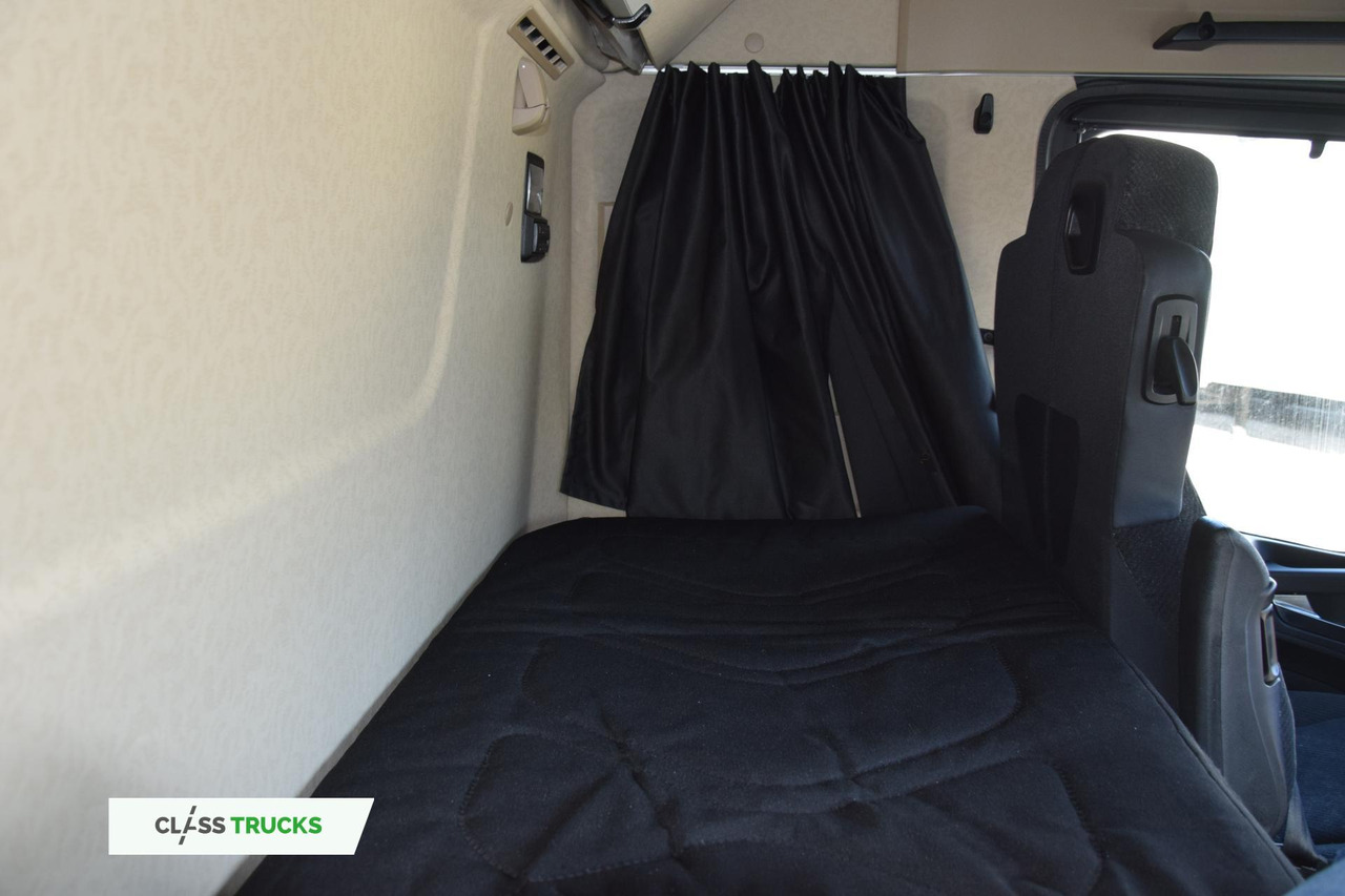Tractor unit Mercedes-Benz Actros 5 1845 BigSpace: picture 12