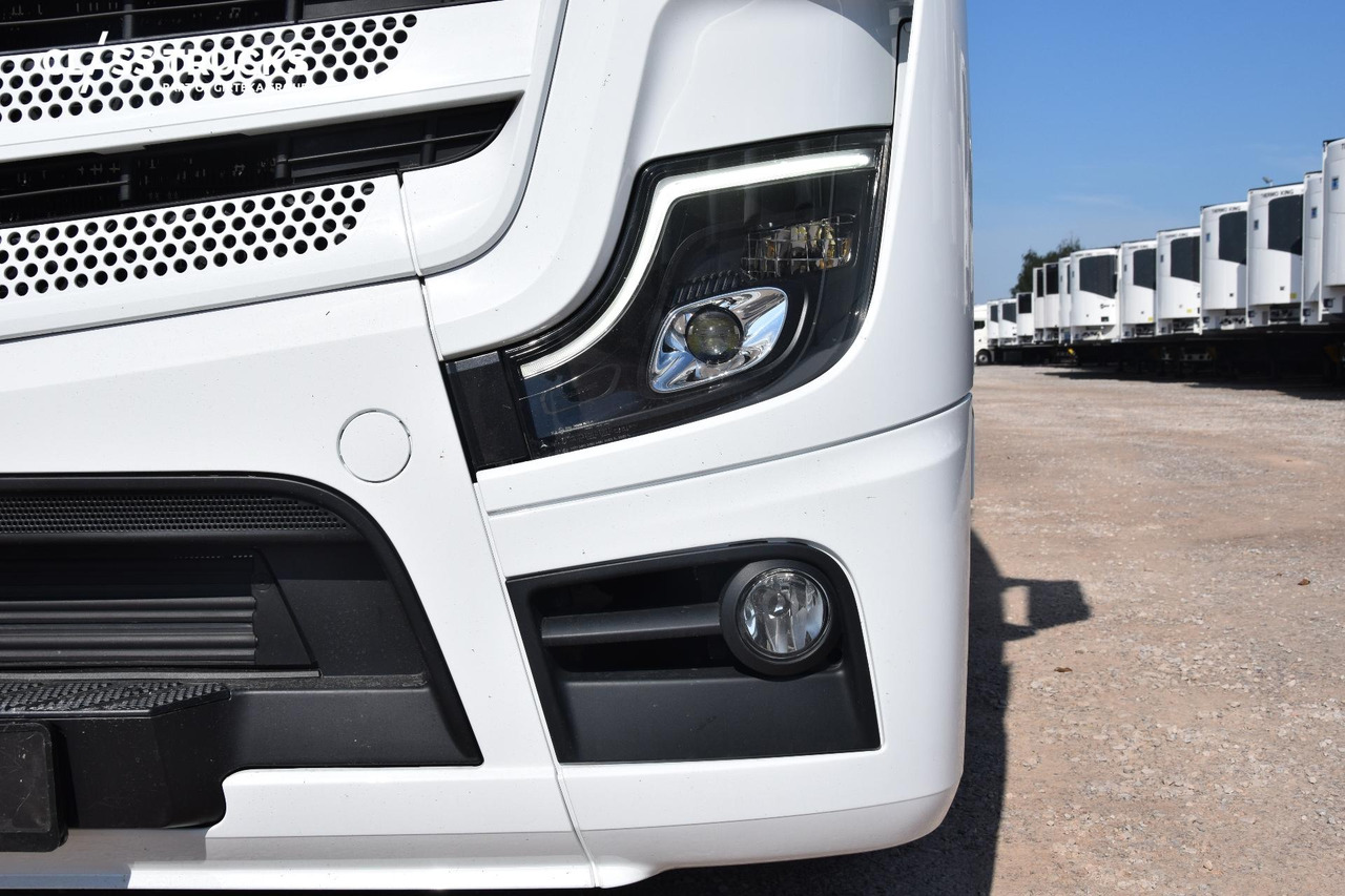 Mercedes-Benz Actros 5 1845 BigSpace - Tractor unit: picture 4 Mercedes-Benz Actros 5 1845 BigSpace - Tractor unit: picture 4