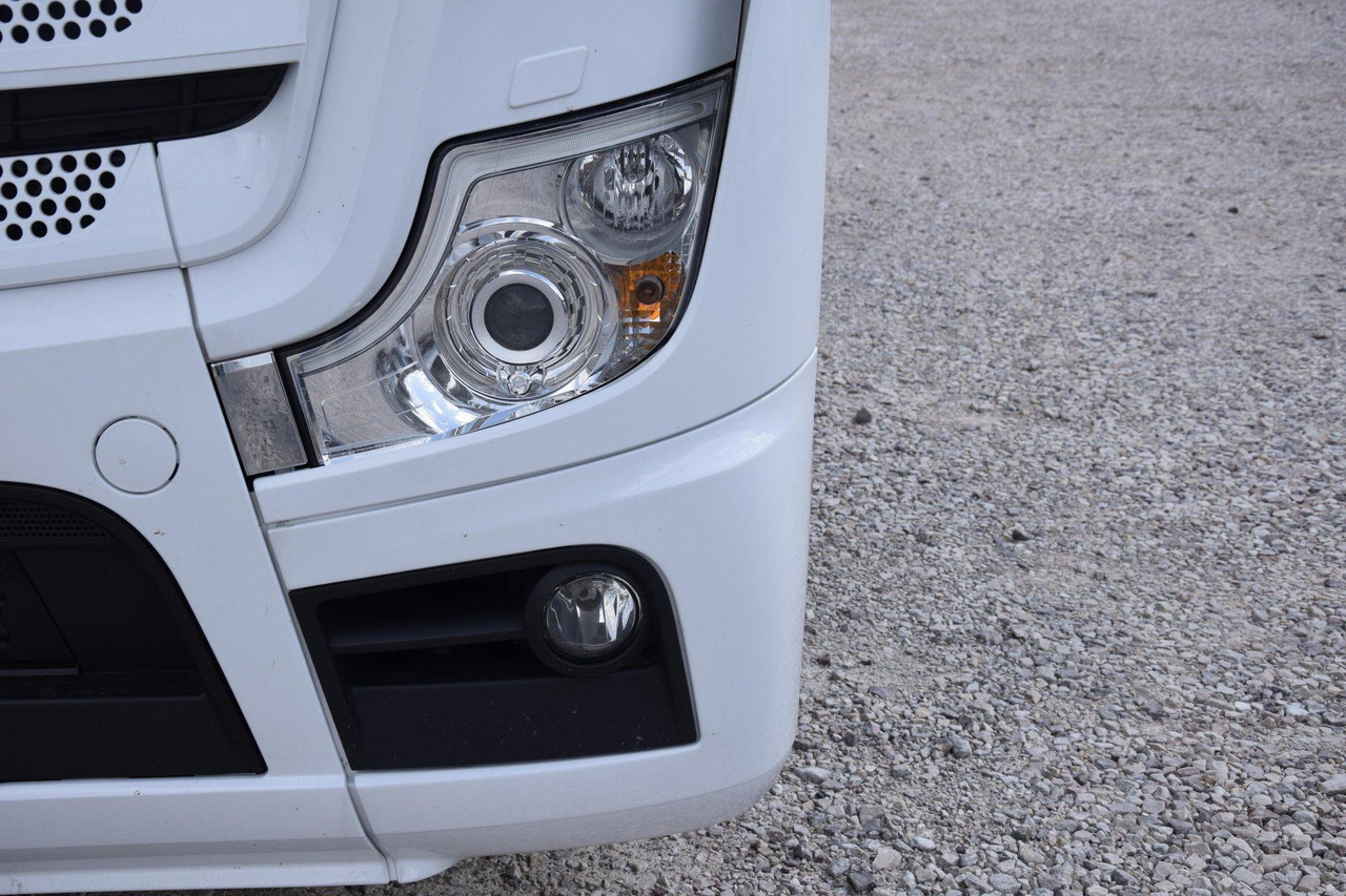 Tractor unit Mercedes-Benz Actros 5 1845 BigSpace: picture 7