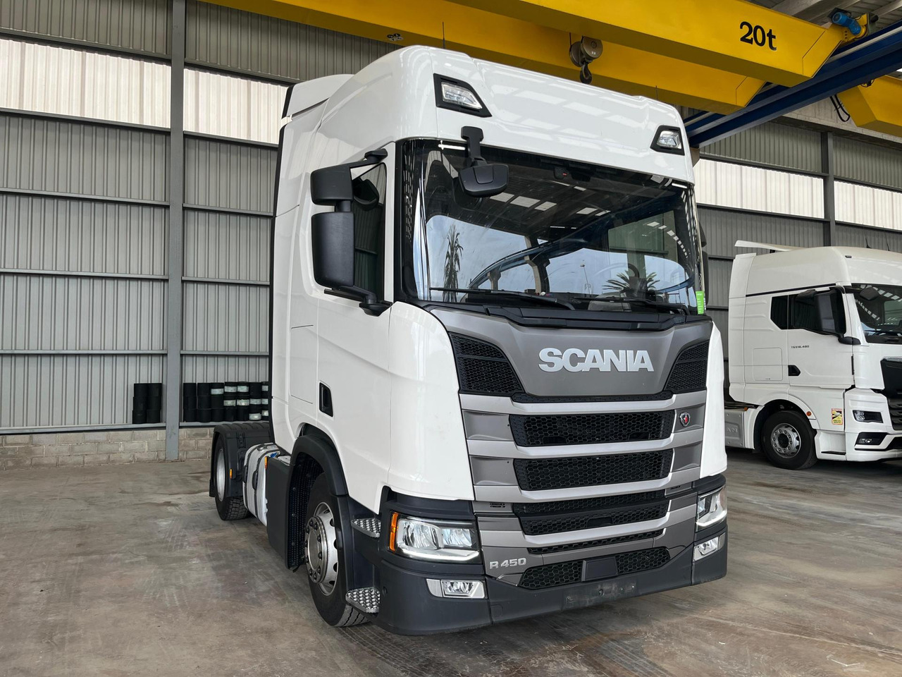 Scania R450 CR20H Retarder ACC - Tractor unit: picture 2 Scania R450 CR20H Retarder ACC - Tractor unit: picture 2