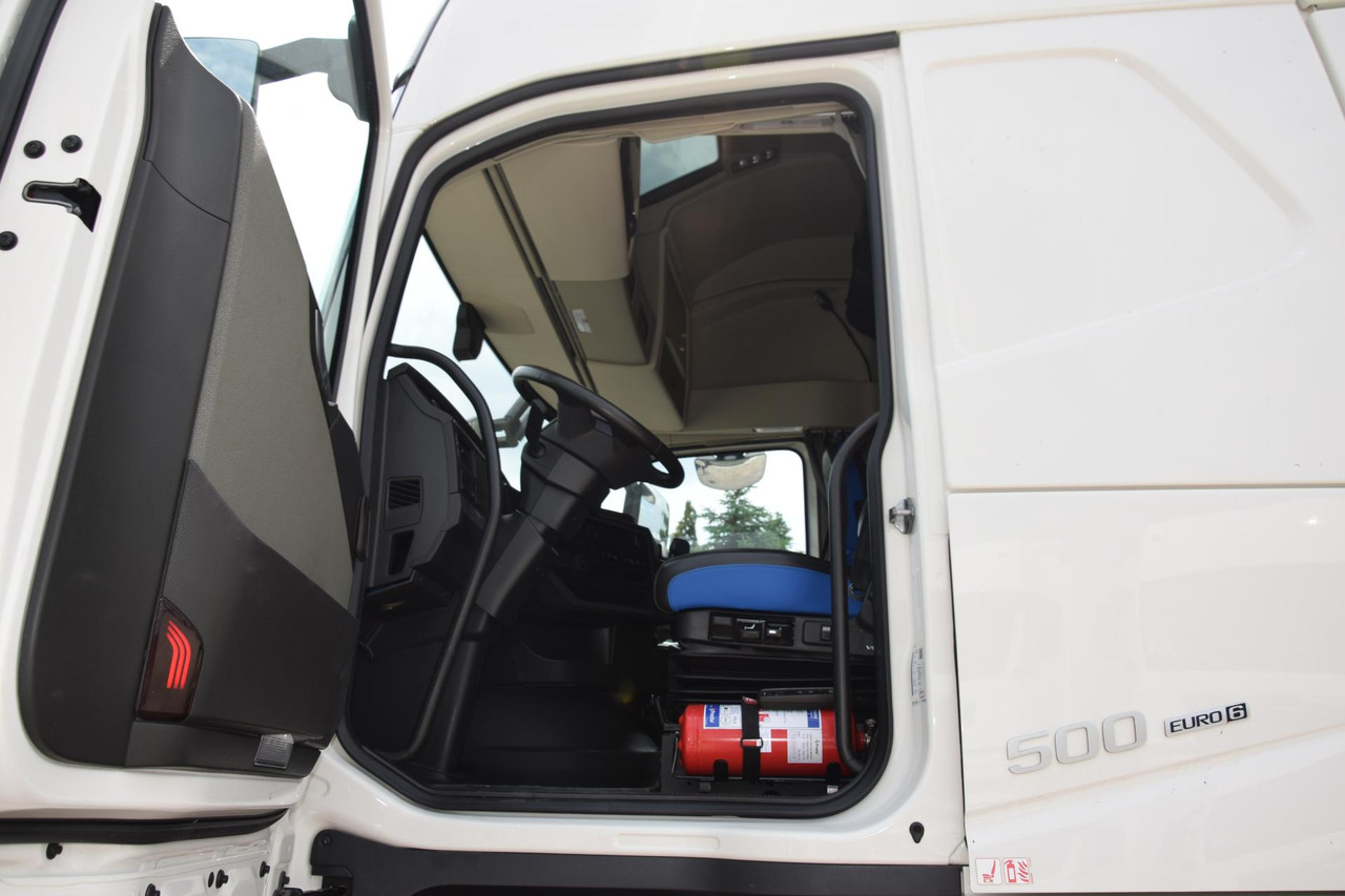 Tractor unit Volvo FH 500 Globetrotter XL: picture 8