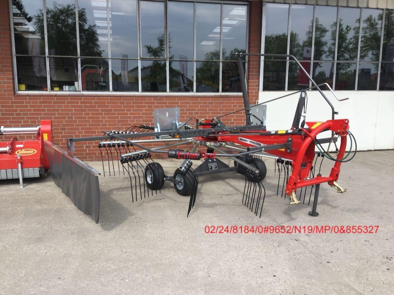 Massey Ferguson RK 451 DN - Tedder/ Rake: picture 1 Massey Ferguson RK 451 DN - Tedder/ Rake: picture 1