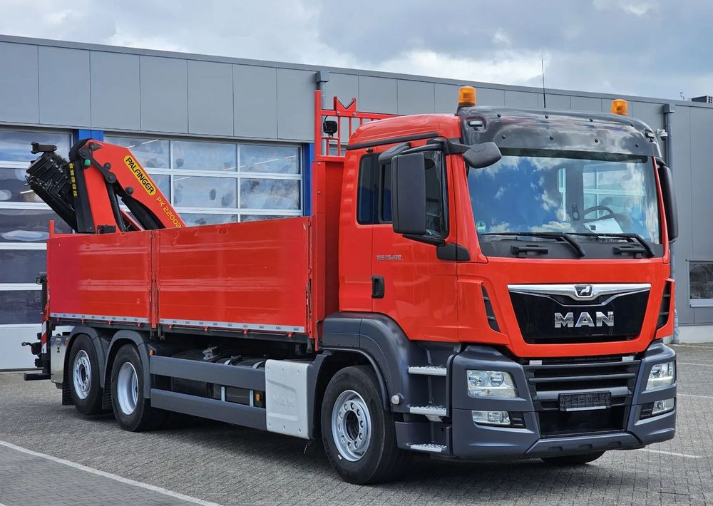 MAN MAN TGS 26.430 | Skrzynia + HDS Palfinger PK 22002 |6-krotne hydrauliczne przedłużenia | PILOT | Pneumatyka | - Dropside/ Flatbed truck, Crane truck: picture 2 MAN MAN TGS 26.430 | Skrzynia + HDS Palfinger PK 22002 |6-krotne hydrauliczne przedłużenia | PILOT | Pneumatyka | - Dropside/ Flatbed truck, Crane truck: picture 2