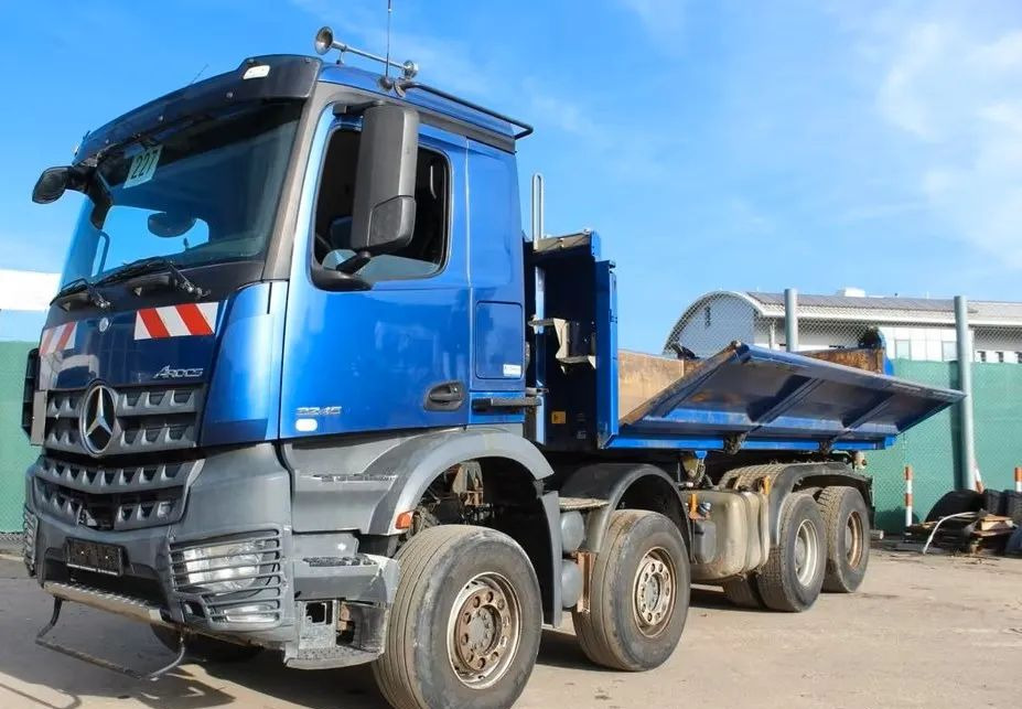 Mercedes-Benz 3245 | 8x4 | Wywrotka 3-stronna Meiller | Retarder | Bordmatik | Euro 6 | Klima | 308 798 km - Tipper: picture 1 Mercedes-Benz 3245 | 8x4 | Wywrotka 3-stronna Meiller | Retarder | Bordmatik | Euro 6 | Klima | 308 798 km - Tipper: picture 1