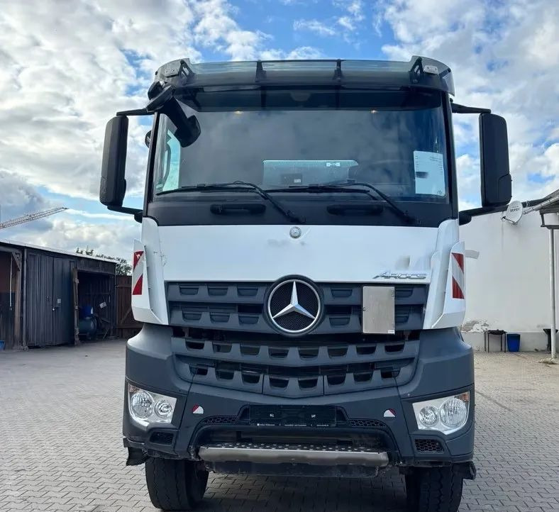 Mercedes-Benz Mercedes-Benz Arocs 4145AK 8x6 Allrad | Wywrotka Schmitz Mulda z hydrauliczną zabudową kiprującą | Euro 6c | Przebieg: 144 249 km !!!! - Tipper: picture 4 Mercedes-Benz Mercedes-Benz Arocs 4145AK 8x6 Allrad | Wywrotka Schmitz Mulda z hydrauliczną zabudową kiprującą | Euro 6c | Przebieg: 144 249 km !!!! - Tipper: picture 4