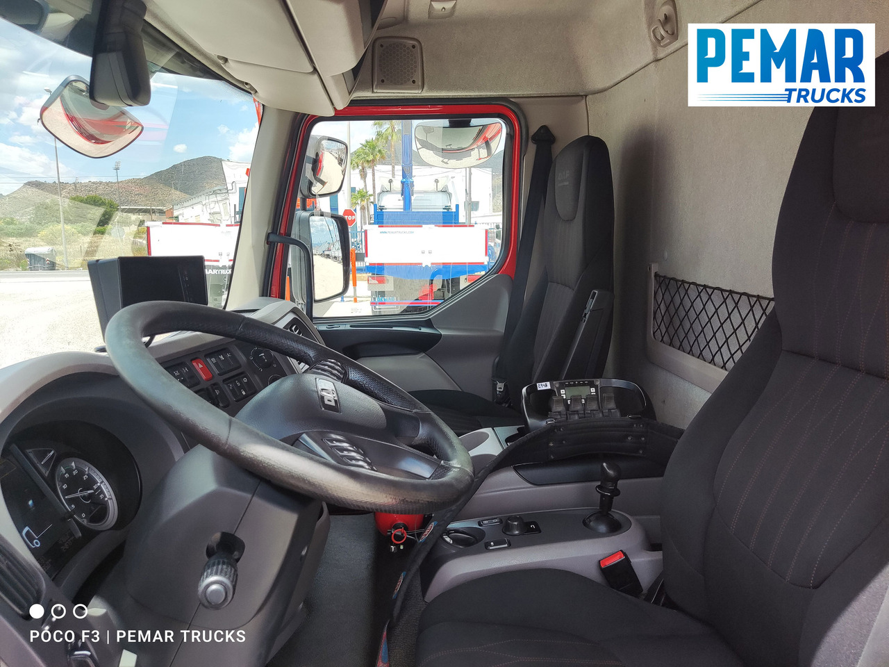 Dropside/ Flatbed truck, Crane truck DAF LF 210 GRUA CAJA FIJA: picture 29 Dropside/ Flatbed truck, Crane truck DAF LF 210 GRUA CAJA FIJA: picture 29